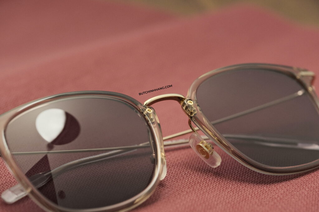 Chiếc kính mát với viền kính trong suốt - Kính mát Montblanc Unisex Gold/Grey Sunglasses DSCF9665