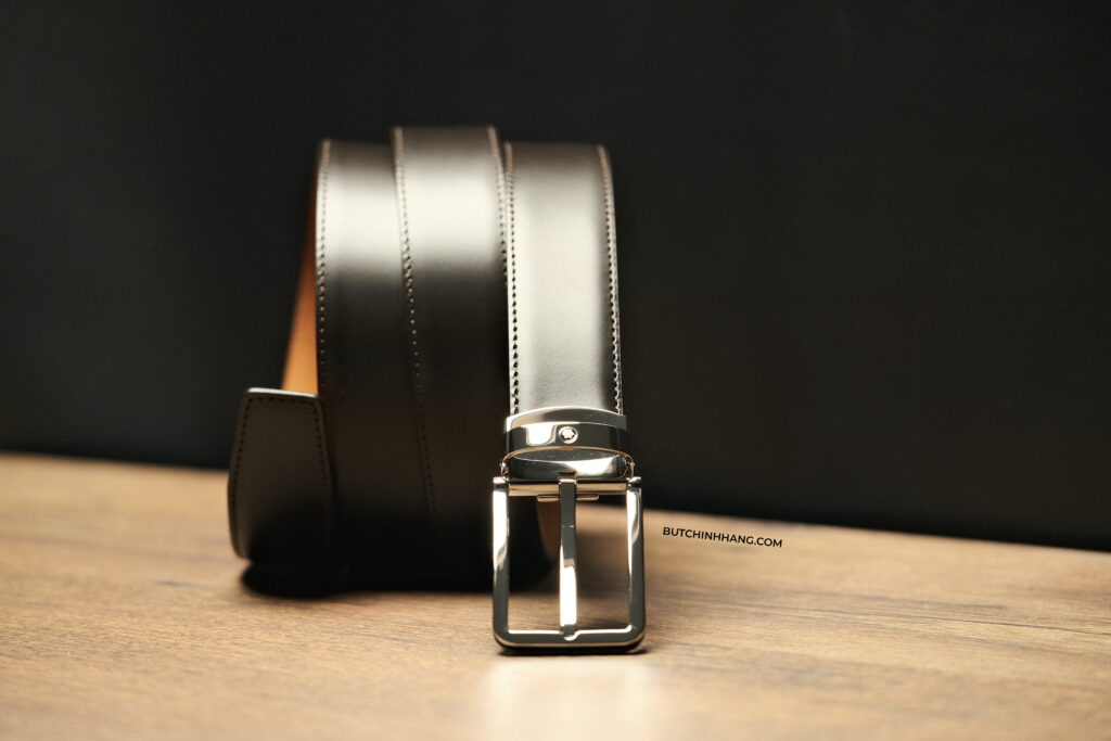 Mẫu thắt lưng với màu nâu trầm quyến rũ cho các quý ông - Montblanc Men’s Leather Reversible Cut-to-Size Business Belt DSCF9736