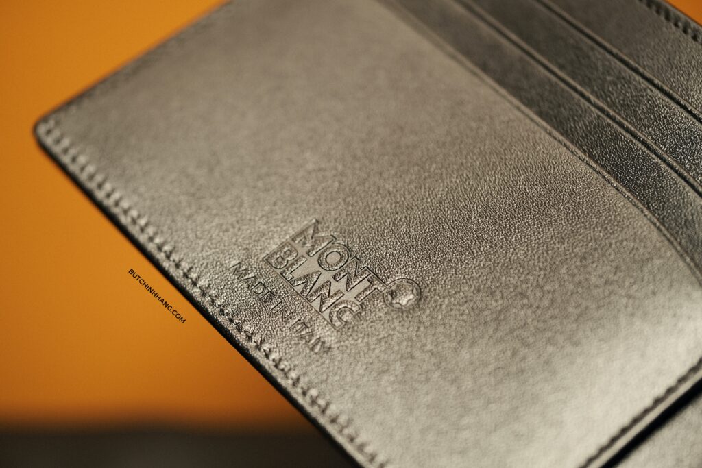 Chiếc ví sang trọng Montblanc Meisterstuck Wallet 6cc 14548 đến từ thương hiệu Montblanc DSCF9768