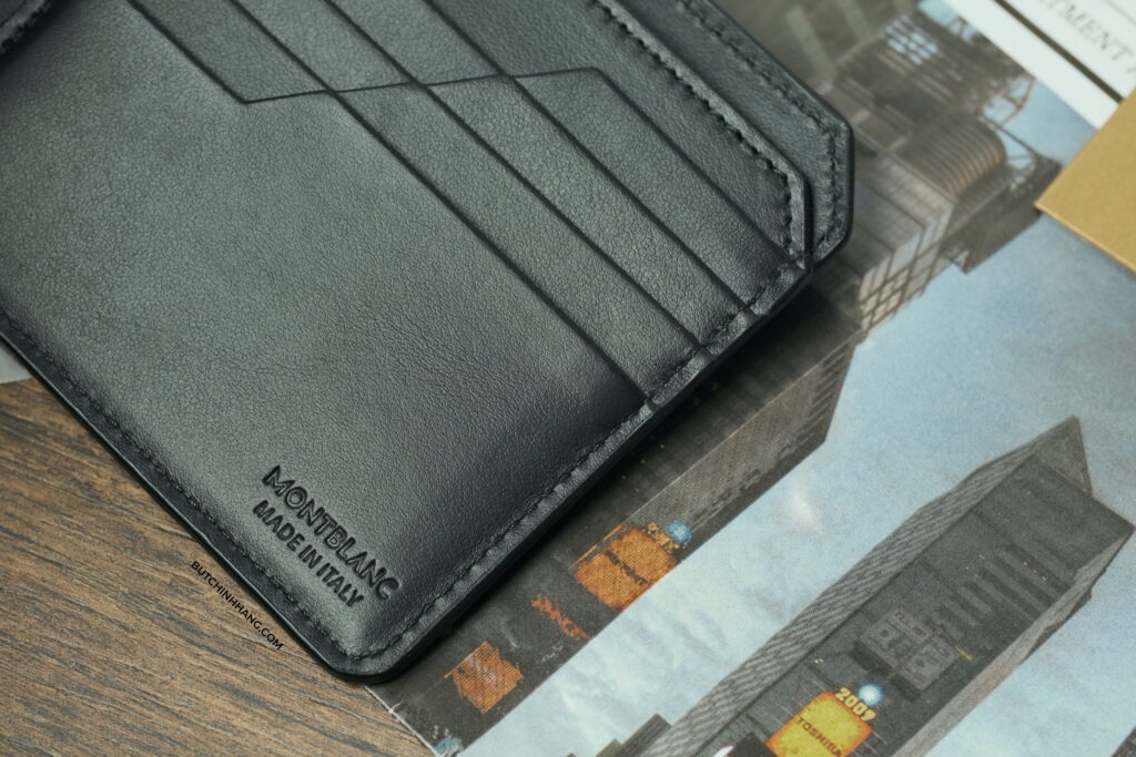 Mẫu ví với sự bảo mật tuyệt đối - Montblanc Leather Goods Urban Spirit Wallet DSCF9903