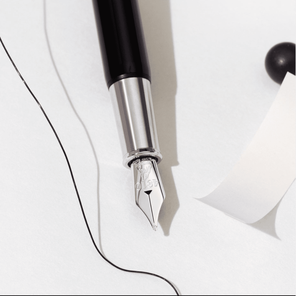 Montblanc Heritage Rouge et Noir "Baby" Special Edition Black - Những sản phẩm nhỏ nhắn thuộc dòng Heritage của nhà Montblanc - montblanc heritage rouge et noir baby special edition black nhung san pham nho nhan thuoc dong heritage cua nha montblanc 2