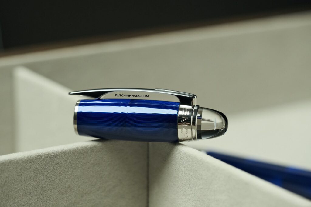Những đường vân đặc biệt trên mẫu bút bi nước Montblanc Starwalker Cool Blue - nhung duong van dac biet tren mau but bi nuoc montblanc starwalker cool blue 1