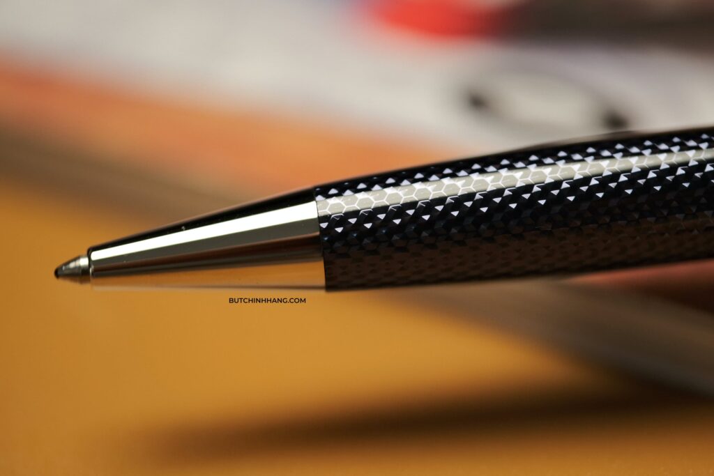 Sản phẩm được đánh giá cao bao những người yêu thích Montblanc - Bút bi xoay Montblanc Meisterstuck Solitaire Doué Blue Hour Classique - san pham duoc danh gia cao bao nhung nguoi yeu thich montblanc but bi xoay montblanc meisterstuck solitaire doue blue hour classique 2