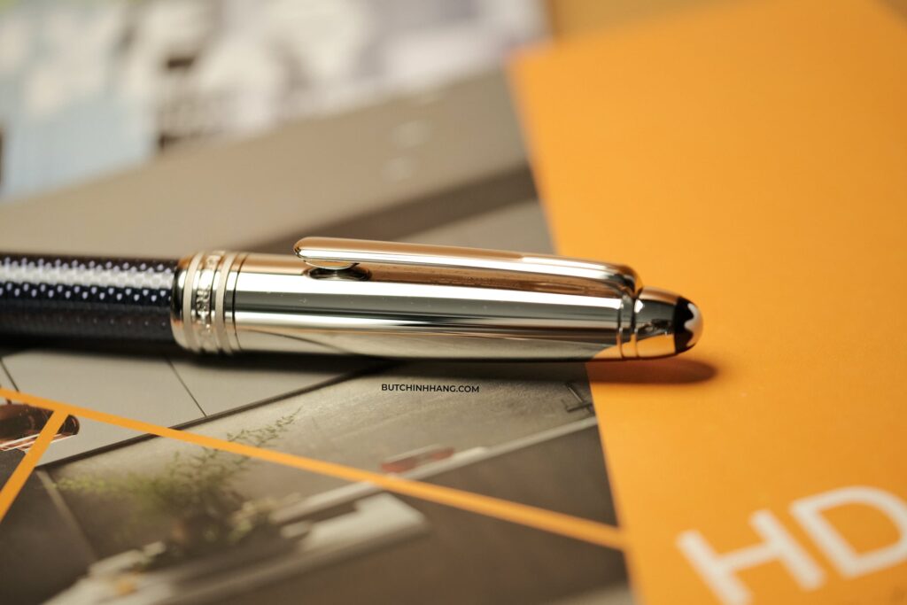 Sản phẩm được đánh giá cao bao những người yêu thích Montblanc - Bút bi xoay Montblanc Meisterstuck Solitaire Doué Blue Hour Classique - san pham duoc danh gia cao bao nhung nguoi yeu thich montblanc but bi xoay montblanc meisterstuck solitaire doue blue hour classique 3