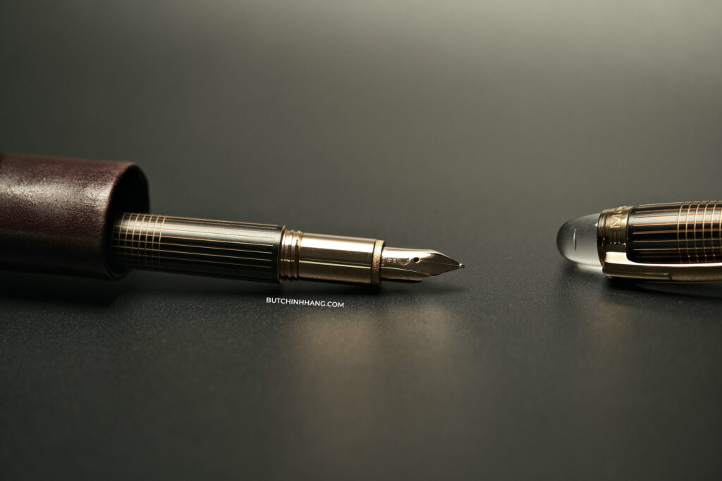 Thiết kế sang trọng của mẫu bút Montblanc Starwalker Red Gold Metal Fountain Pen - thiet ke sang trong cua mau but montblanc starwalker red gold metal fountain pen