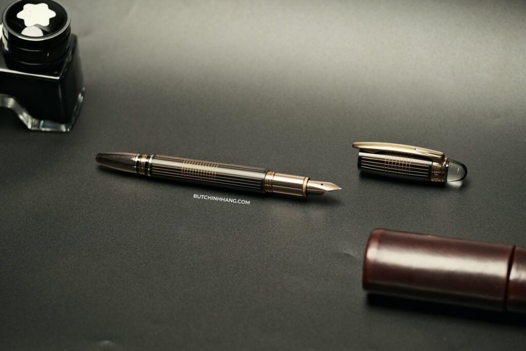 Thiết kế sang trọng của mẫu bút Montblanc Starwalker Red Gold Metal Fountain Pen - thiet ke sang trong cua mau but montblanc starwalker red gold metal fountain pen 2