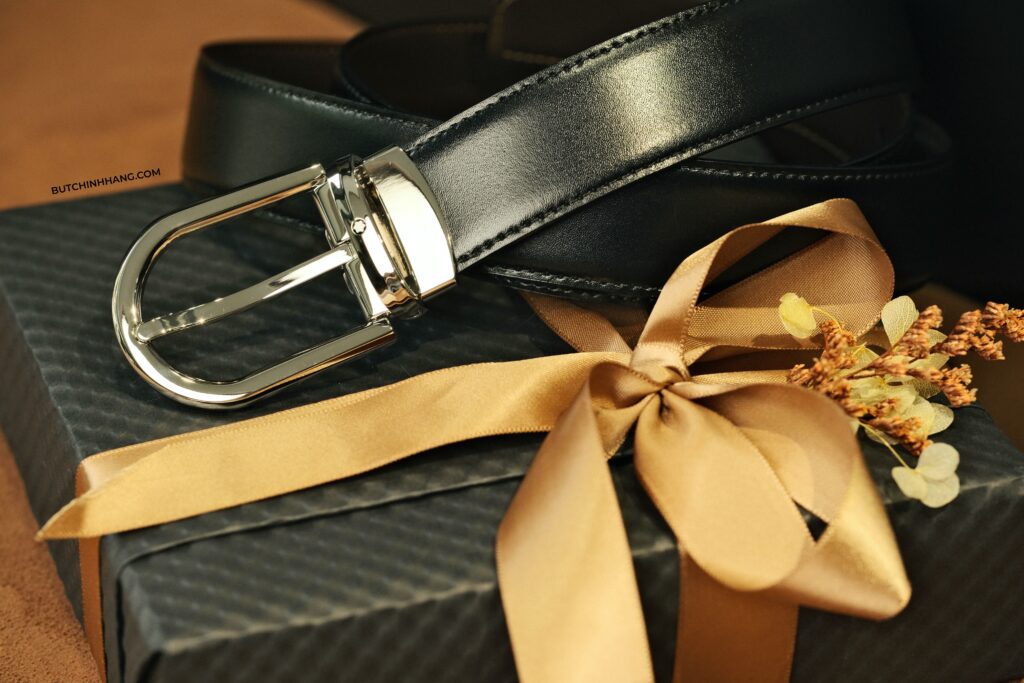 Thắt lưng Montblanc Horseshoe SH Palladium - coat Pin Buckle Reversible Black & Brown Leather Belt 123890 - 3cm - DSF0680