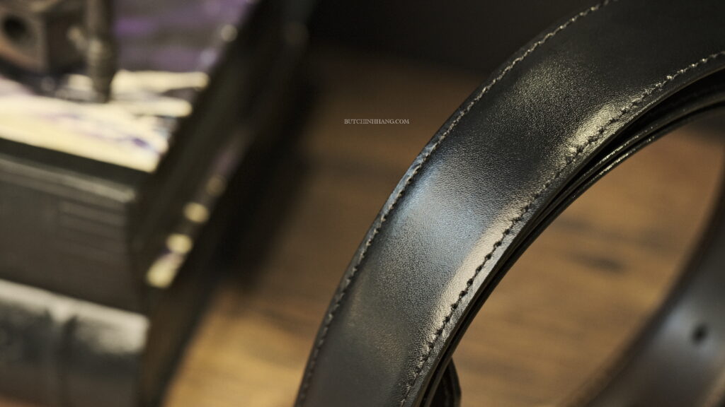 Chiếc thắt lưng độc đáo Montblanc Reversible Calfskin Leather Belt với thiết kế cực kỳ hiện đại - DSF1396