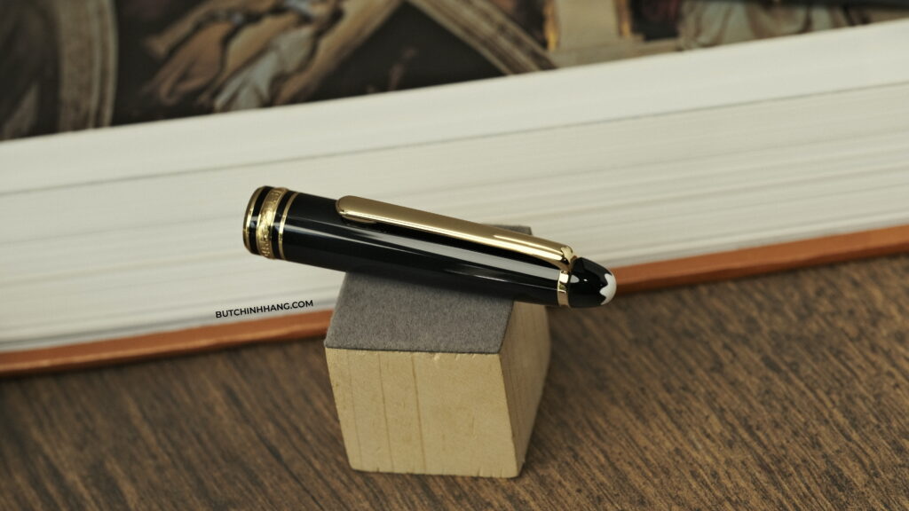 Bút Montblanc Meisterstuck Classique Gold Plated Rollerball Pen 12890 - DSF1856