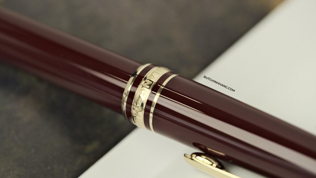 Burgundy - màu đỏ rượu vang cùng phiên bản bút Montblanc Meisterstuck Classique Burgundy Ballpoint Pen - burgundy mau do ruou vang cung phien ban but montblanc meisterstuck classique burgundy ballpoint pen