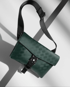 Giới thiệu - Montblanc Extreme 3.0 envelope bag with M LOCK 4810 buckle - chiếc túi xanh lá đầy sự hiện đại - gioi thieu montblanc extreme 3.0 envelope bag with m lock 4810 buckle chiec tui xanh la day su hien dai 2