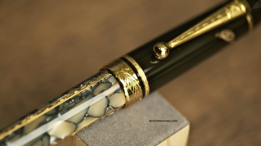 Phiên bản bút tôn vinh tác giả "Ba chàng lính ngự lâm" - Montblanc Alexandre Dumas Writers Edition Limited - phien ban but ton vinh tac gia ba chang linh ngu lam montblanc alexandre dumas writers edition limited