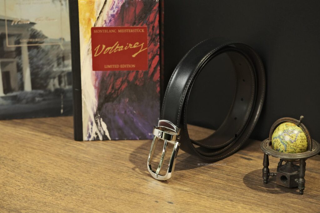 Chiếc thắt lưng Montblanc Casual Curved Horseshoe Reversibe Belt 114412 - Mẫu thắt lưng văn phòng tiện dụng - that lung montblanc casual curved horseshoe reversibe belt 114412