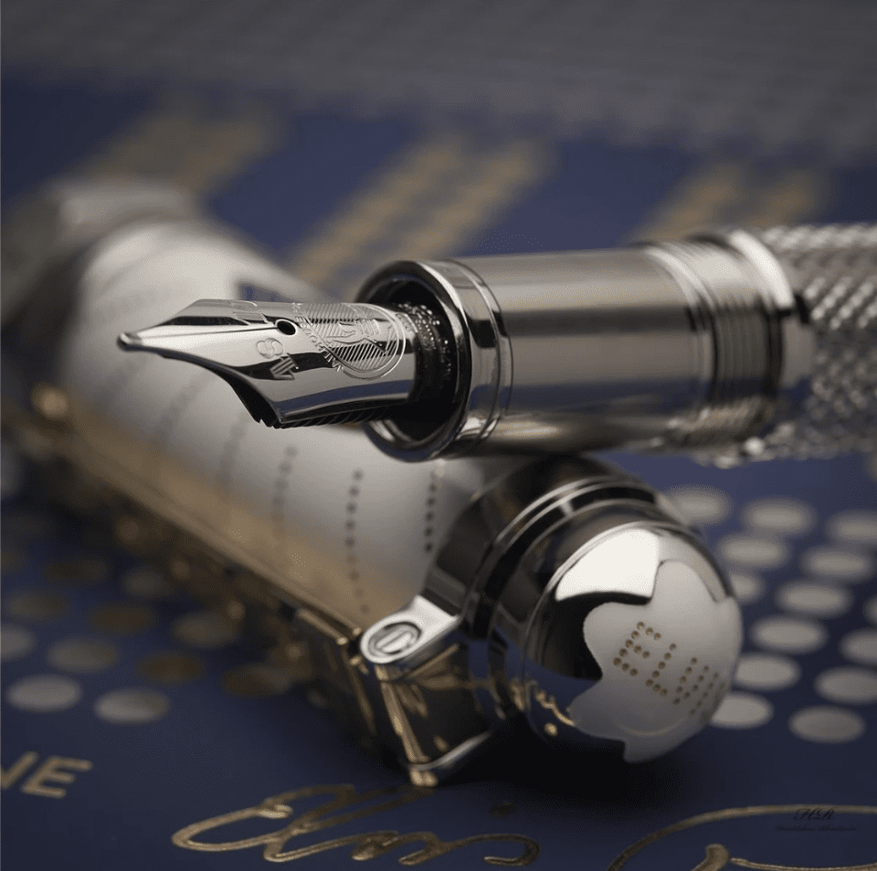 Giới thiệu - Mẫu bút Montblanc Great Characters Elvis Presley Limited Edition 1935 - gioi thieu mau but montblanc great characters elvis presley limited edition 1939