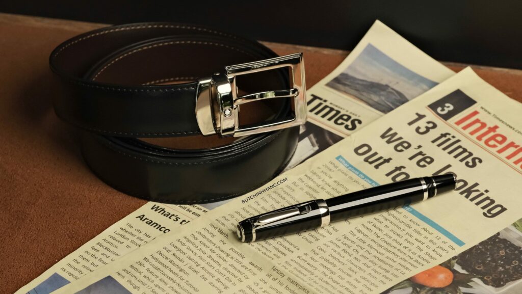 Thể hiện phong cách của bạn với bộ đôi độc đáo: Thắt lưng 107664 và bút Montblanc Boheme Noir - the hien phong cach cua ban voi bo doi doc dao that lung 107664 va but montblanc boheme noir 4