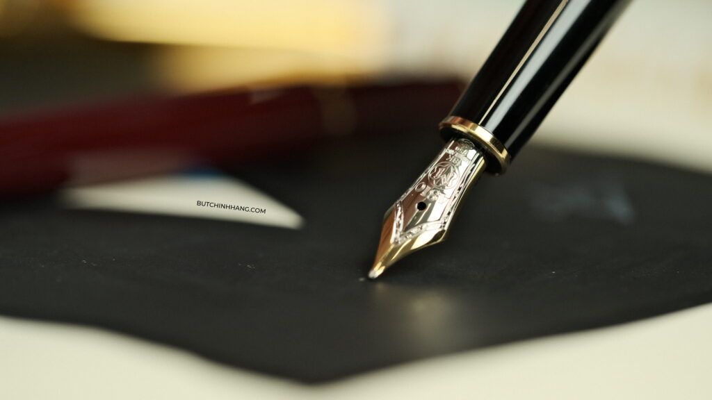 Mang đậm dấu ấn chất lượng: Ngòi bút máy Montblanc - Sự hoàn hảo trong từng nét chữ DSCF3027