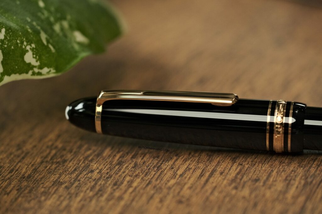 Bút Montblanc Meisterstuck Legrand Red Gold BallPoint Pen 112673 - mau but bi xoay vo cung duoc yeu thich but montblanc meisterstuck legrand red gold ballpoint pen 112673 phien ban legrand ma vang hong 2