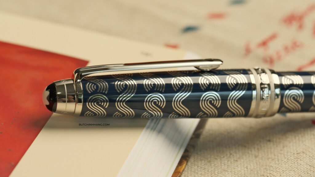 Thép và sơn mài xanh - Bút bi xoay Montblanc Meisterstuck Around the World in 80 Days Solitaire Midsize - thep va son mai xanh but bi xoay montblanc meisterstuck around the world in 80 days solitaire midsize 3