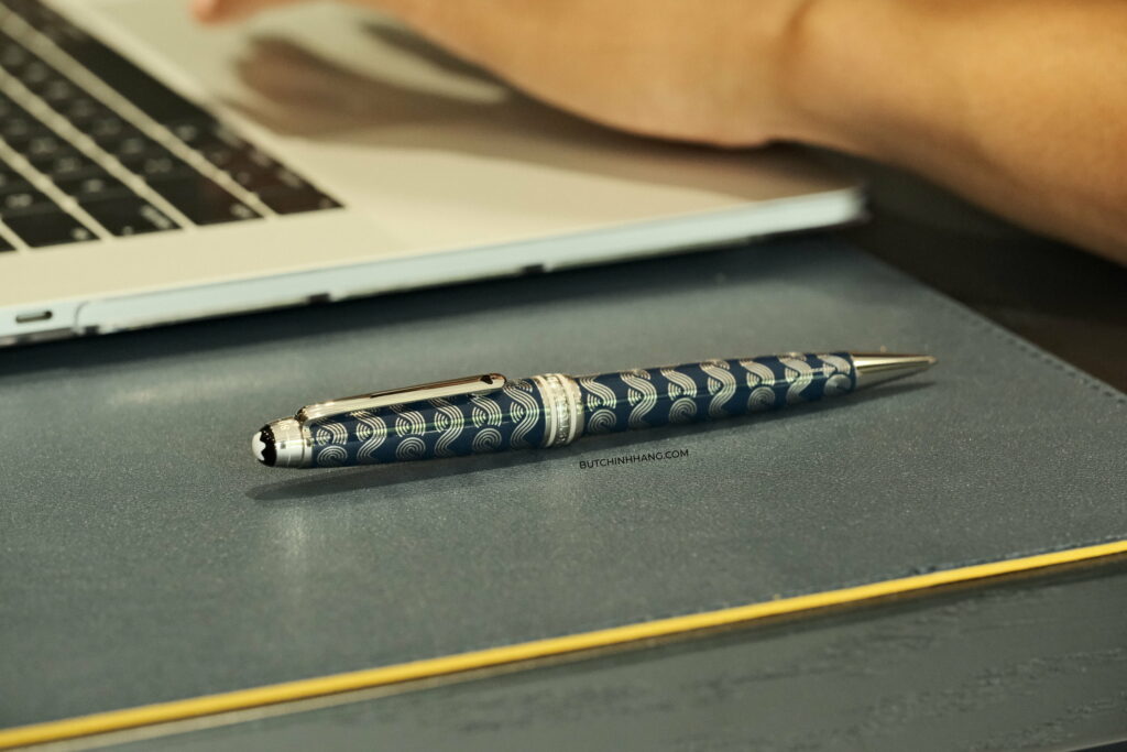 Vẻ đẹp của mẫu bút Montblanc Meisterstuck Around the World in 80 Days Solitaire Midsize - Phiên bản cao cấp đặc biệt - ve dep cua mau but montblanc meisterstuck around the world in 80 days solitaire midsize phien ban cao cap dac biet