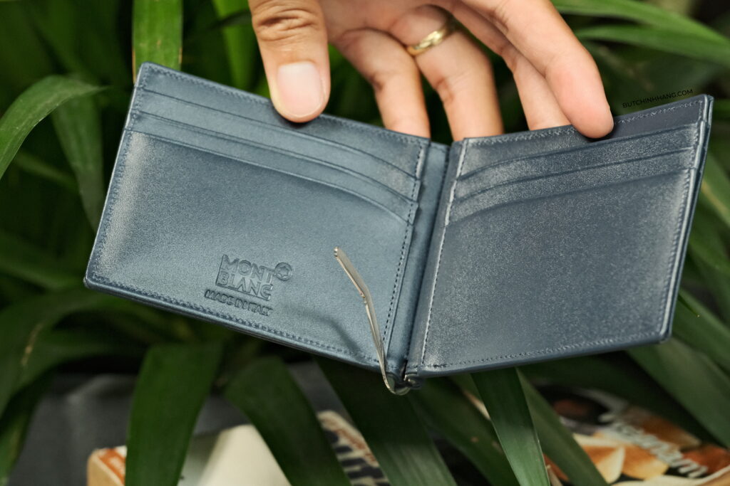 Thay đổi chiếc ví nhàm chán với phiên bản ví kẹp tiền Montblanc Meisterstuck 6 CC Leather Wallet with Money Clip – Navy 114548 đầy hiện đại DSCF4372