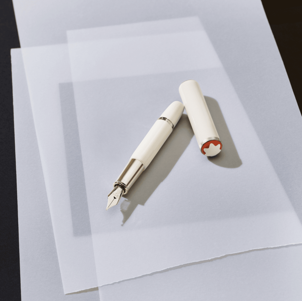 Giới thiệu - Bút Montblanc Heritage Rouge et Noir "Baby" Special Edition Ivory - coloured - gioi thieu but montblanc heritage rouge et noir baby special edition ivory coloured 4