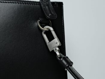 Ví cầm tay Montblanc Meisterstuck Urban Clutch 124028 - vi cam tay montblanc meisterstuck urban clutch 124033 scaled