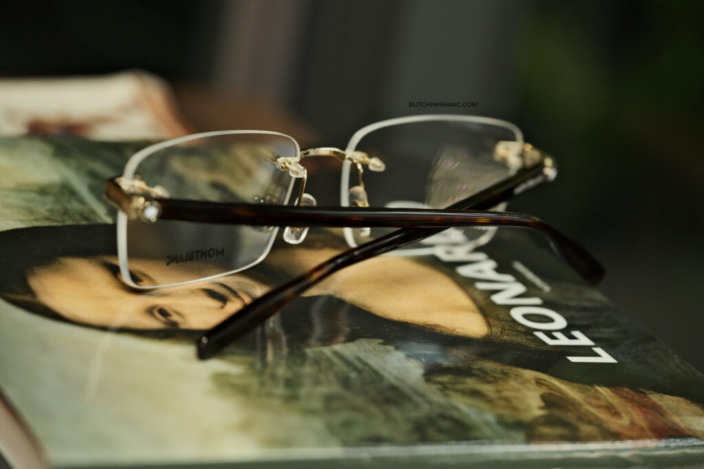 Phiên bản gọng kính kết hợp giữa hiện đại và truyền thống - Montblanc Rimless Gold Havana Eyeglasses 00550 DSCF4966