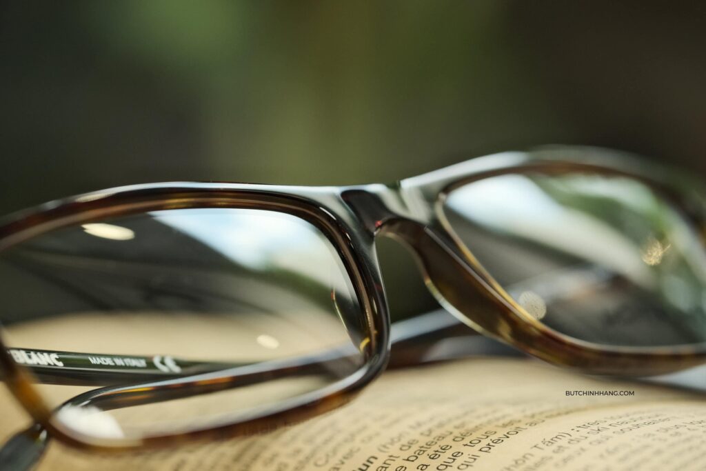 Montblanc Rectangular Eyeglasses MB0086O - Phiên bản gọng kính nhựa Montblanc cao cấp - DSCF4930