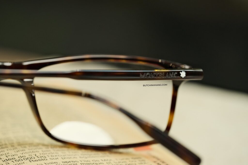 Montblanc Rectangular Eyeglasses MB0086O - Phiên bản gọng kính nhựa Montblanc cao cấp - DSCF4932