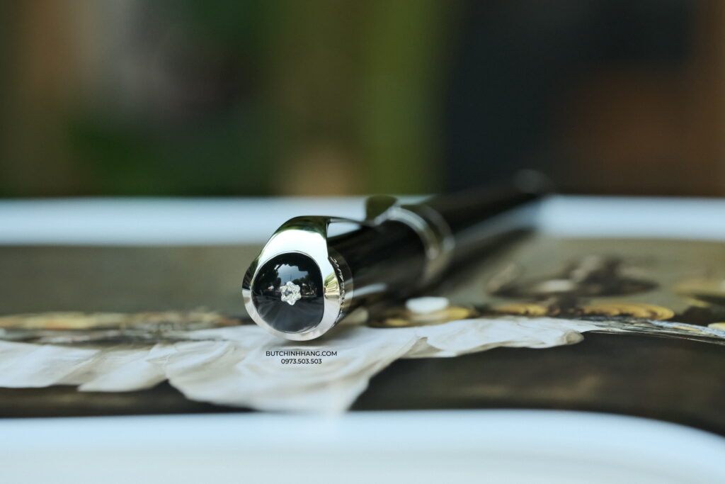 Etoile de Montblanc Diamond Rollerball Pen - Chiếc bút của sự cao quý - DSCF9913