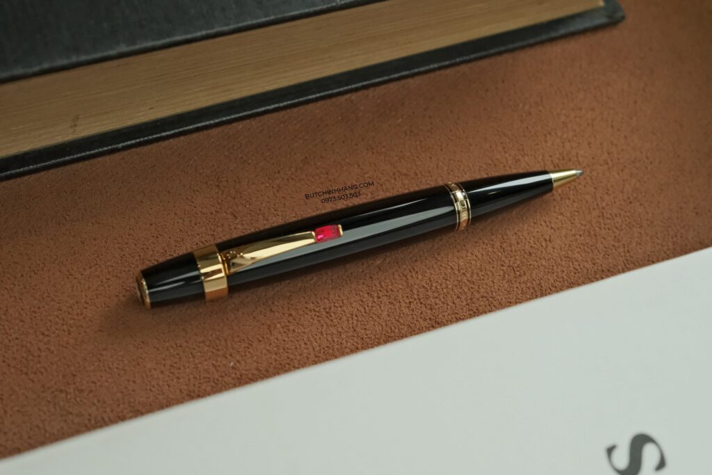 Những mẫu bút Flagship luôn nằm trong top đầu sản phẩm bán chạy nhất của Montblanc - nhung mau but flagship luon nam trong top dau san pham ban chay nhat cua montblanc 1