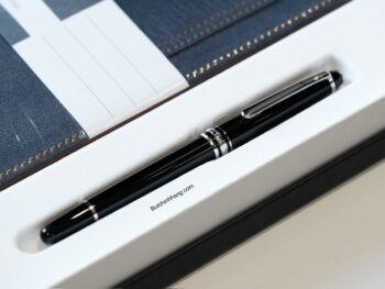 Bộ set Bút Montblanc Meisterstuck Classique Platinum Plated Rollerball Pen & Sổ da Montblanc Fine Stationery Notebook 146 Denim Edition - bo set but montblanc meisterstuck classique platinum plated rollerball pen amp so da montblanc fine stationery notebook 146 denim edition 4