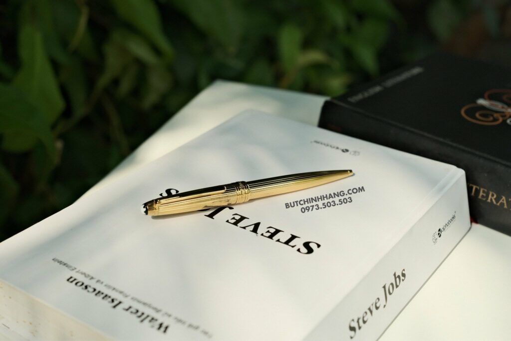 Bút Montblanc Meisterstuck Solitaire Vermeil Gold Plated Ballpoint Pen 02930 - but montblanc meisterstuck solitaire vermeil gold plated ballpoint pen 2933