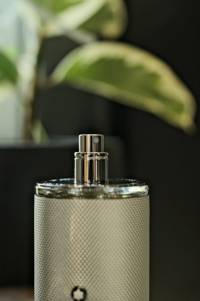 Nước hoa Montblanc Explorer Platinum Eau De Parfum 100ml 131294 - nuoc hoa montblanc explorer platinum eau de parfum 100ml 131294