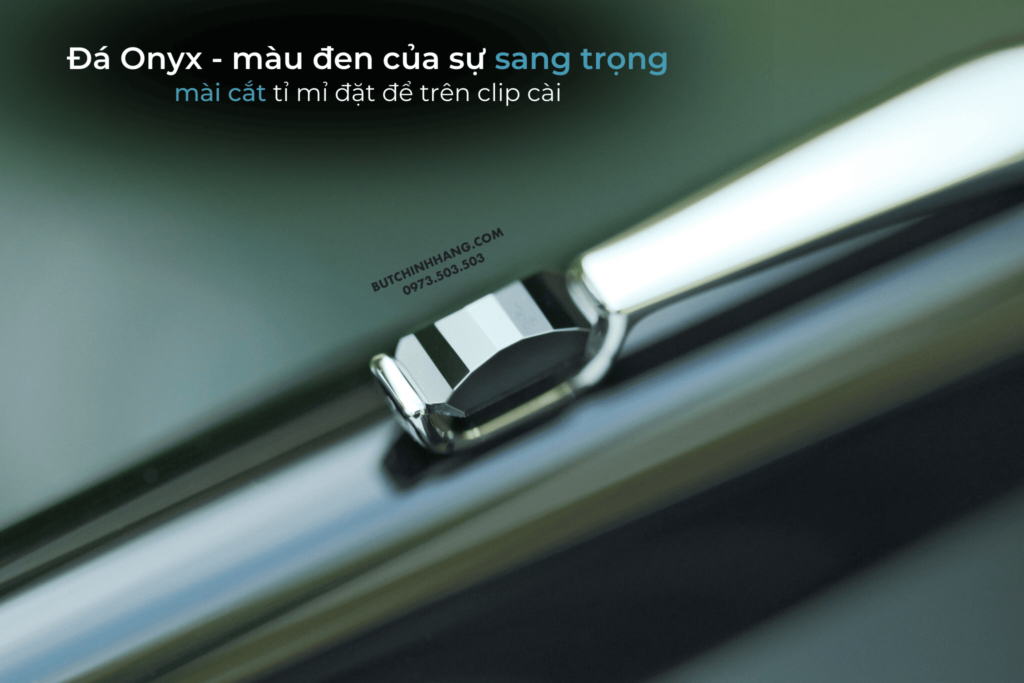 Boheme Noir với viên đá Onyx đen tuyền gợi cảm - boheme noir voi vien da onyx den tuyen goi cam 1