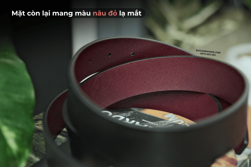 Kết hợp giữa màu đen và nâu đỏ, mẫu thắt lưng Montblanc với da dập vân saffiano Reversible Black&Mosto đầy lịch thiệp - ket hop giua mau den va nau do mau that lung montblanc voi da dap van saffiano reversible blackampmosto day lich thiep