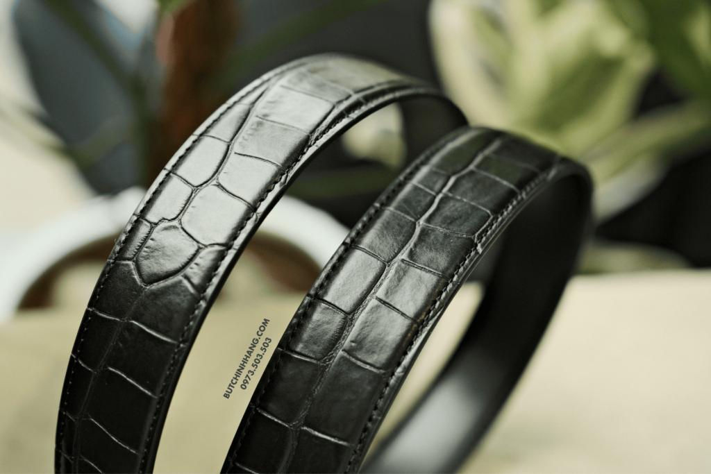 Thắt lưng Montblanc Horseshoe Buckle Printed Black/Plain Black Reversible Leather Belt 130016 - 3,5cm - that lung montblanc horseshoe buckle printed blackplain black reversible leather belt 130016 35cm 2