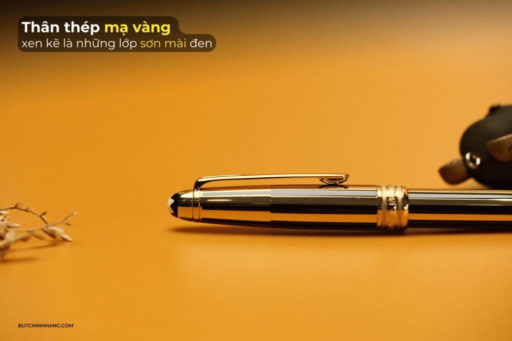 Vàng và đen - Hai màu sắc của sự sang trọng, quyền quý trên chiếc bút Montblanc Meisterstuck Solitaire Gold & Black - vang va den hai mau sac cua su sang trong quyen quy tren chiec but montblanc meisterstuck solitaire gold amp black 1