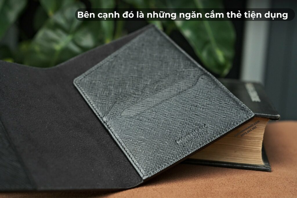 Ví Passport phiên bản Montblanc Sartorial Black 130746 dành cho những ai thường xuyên sử dụng hộ chiếu - vi passport phien ban montblanc sartorial black 130746 danh cho nhung ai thuong xuyen su dung ho chieu