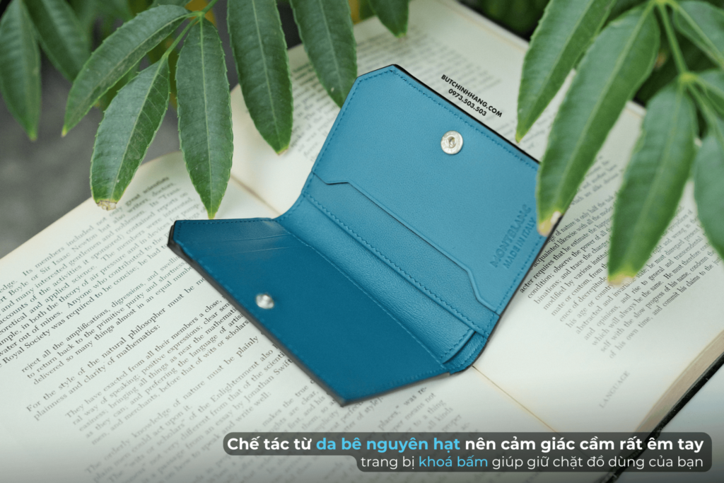 Chiếc ví mini mang màu xanh ottanio mới của hãng trong BST Montblanc Meisterstuck Selection Soft - chiec vi mini mang mau xanh ottanio moi cua hang trong bst montblanc meisterstuck selection soft 2