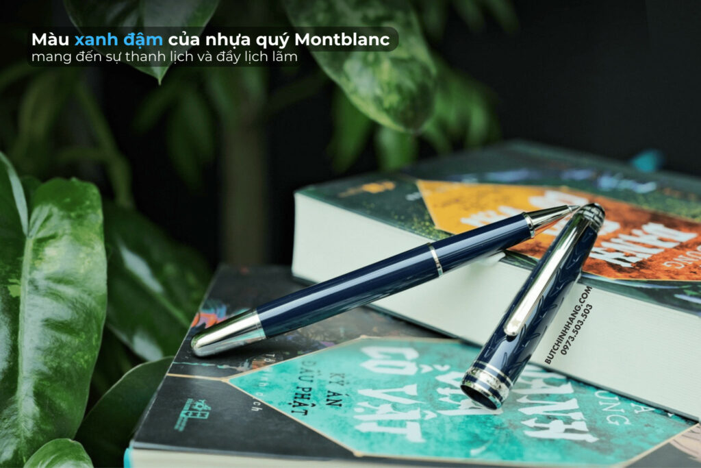 “Le Petit Prince“ - The childhood novel and the blue Montblanc pen Le Petit Prince blue - le petit prince the childhood novel and the blue Montblanc pen le petit prince blue