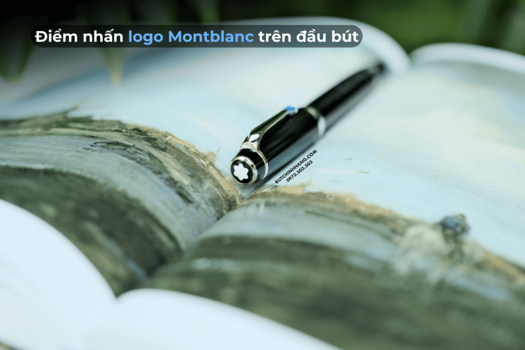 Màu xanh của đá sapphire trên chiếc bút ký bi nước Boheme Bleu - mau xanh cua da sapphire tren chiec but ky bi nuoc boheme bleu