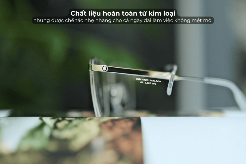 Một chiếc kính được thiết kế siêu mảnh, là mảnh ghép phù hợp với những ai phải ngồi văn phòng cả một ngày dài - mot chiec kinh duoc thiet ke sieu manh la manh ghep phu hop voi nhung ai phai ngoi van phong ca mot ngay dai