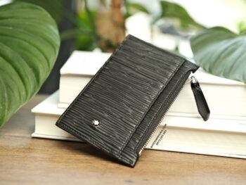 Ví đựng thẻ Montblanc Meisterstuck 4810 Card Holder 8cc with Zipped Pocket Black 130931 - vi dung the montblanc meisterstuck business card holder with flap black 130092