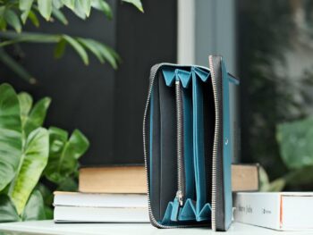 Ví tiền đa năng Montblanc Meistertsuck Selection Soft Wallet 12cc Zip Around Ottanio 131254 - vi tien da nang montblanc meistertsuck selection soft wallet 12cc zip around ottanio 131255