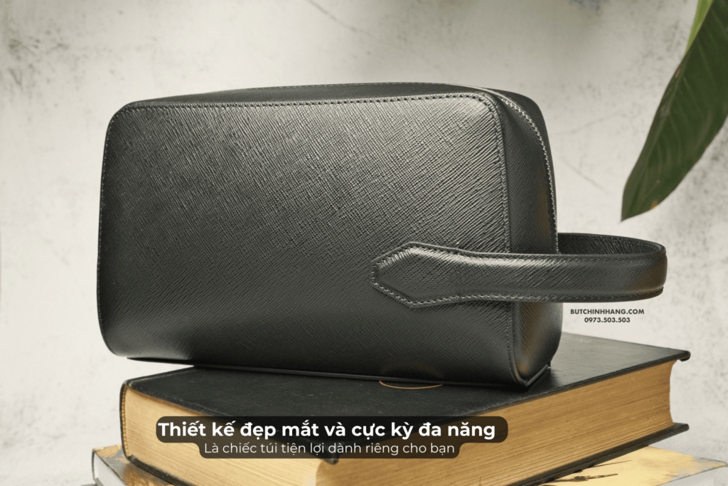 Chiếc túi Wash Bag đa dụng và thời trang - Montblanc Sartorial Wash Bag Black 131719 - chiec tui wash bag da dung va thoi trang montblanc sartorial wash bag black 131719