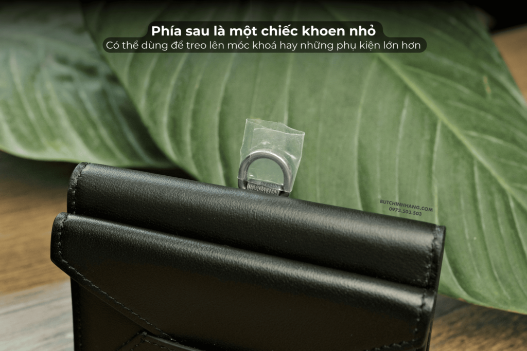 Chiếc ví Montblanc Meistertsuck Selection Soft Card Holder 4cc 131255 với màu đen truyền thống của Montblanc - chiec vi montblanc meistertsuck selection soft card holder 4cc 131255 voi mau den truyen thong cua montblanc