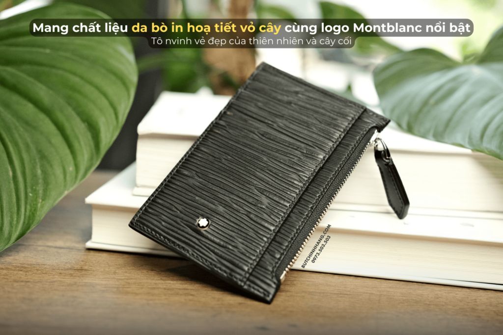 Thiết kế đặc biệt với túi khoá kéo của chiếc ví Card Holder 130931 trong BST đồ da 4810  - thiet ke dac biet voi tui khoa keo cua chiec vi card holder 130931 trong bst do da 4813