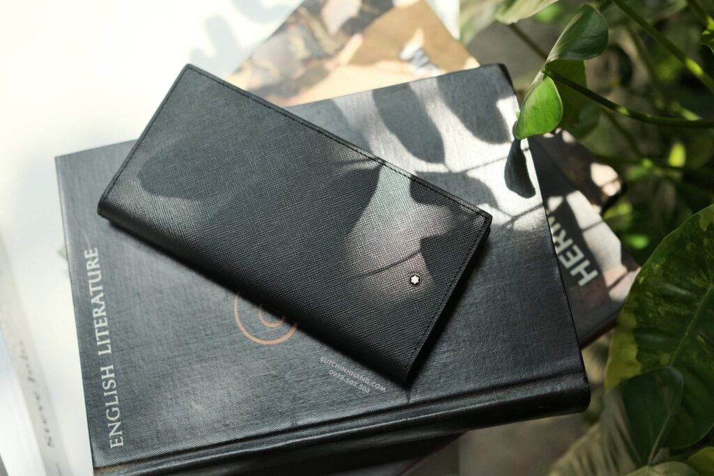 Ví tiền dài Montblanc Sartorial Wallet 12cc Black with View Pocket 130076 - vi tien dai montblanc sartorial wallet 12cc black with view pocket 130077