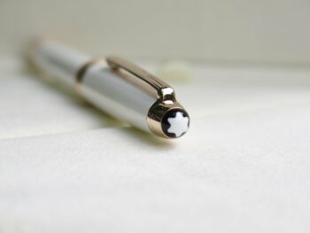Bút Montblanc Meisterstuck White Solitaire Red Gold Classique Rollerball Pen 113324 - but montblanc meisterstuck white solitaire red gold classique rollerball pen 113336